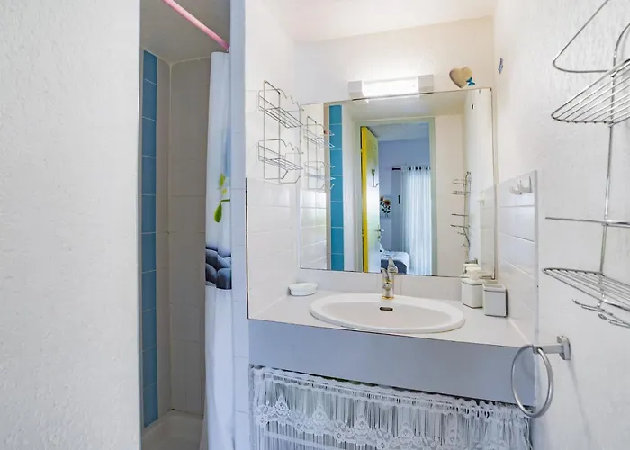 Les Cristallines-4 By Interhome Semesterbostad