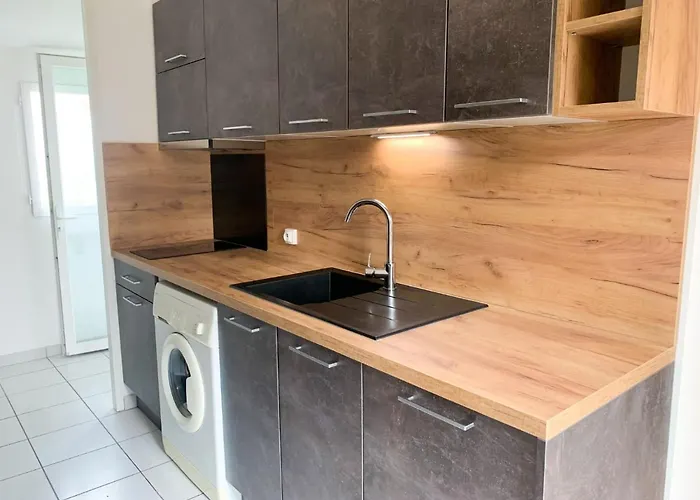 Semesterbostad Les Cristallines-4 By Interhome